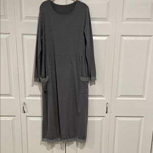 Elegant Gray Long Sleeve Dress